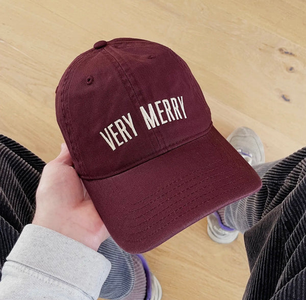 ‘Very Merry’ Cotton Baseball Cap